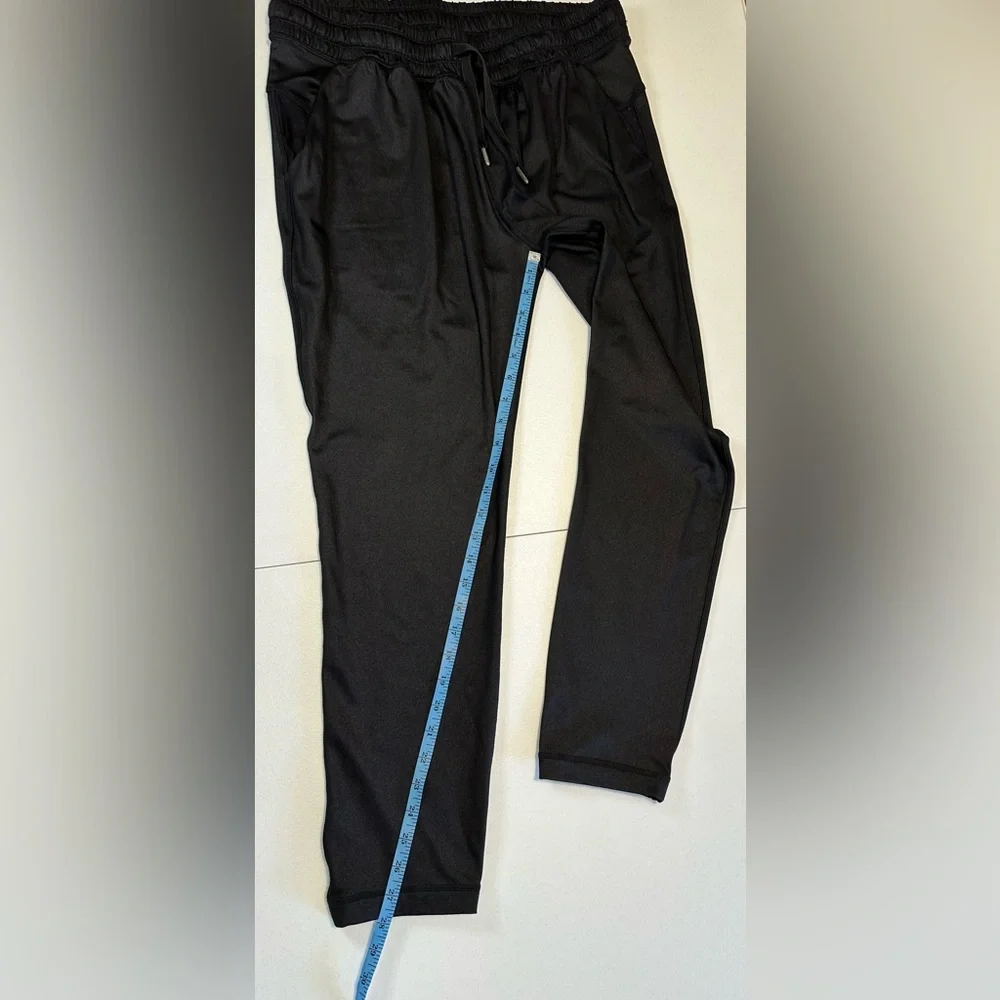 Lululemon Women’s Nylon & Lycra Joggers Pants Size 8 Black Drawstring Waist Logo